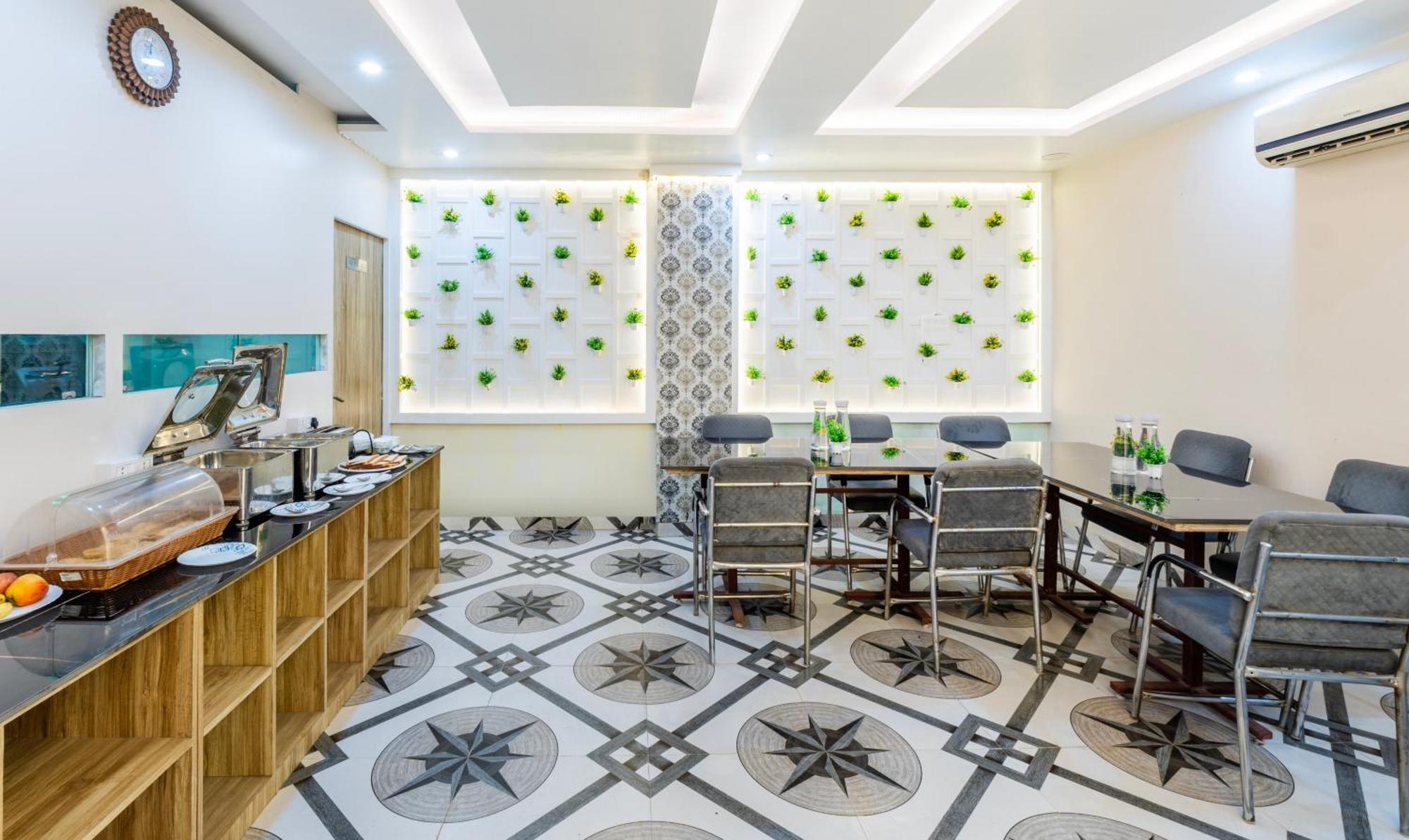 Hotel Treebo Om Shree Banaras 3*